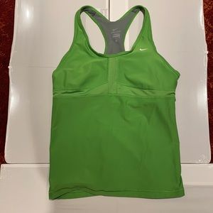 Nike Dri-Fit Tank w Built-bra